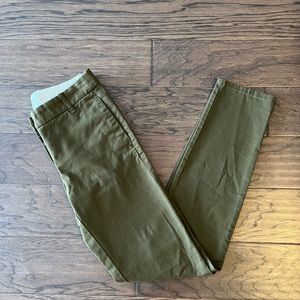 J. Crew Bennett Chino in Army Green. Women’s size 0